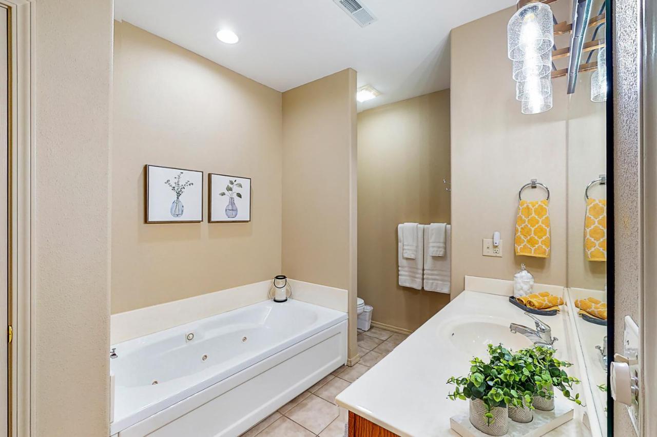 Stonebridge Hideaway Apartment Branson West Bagian luar foto